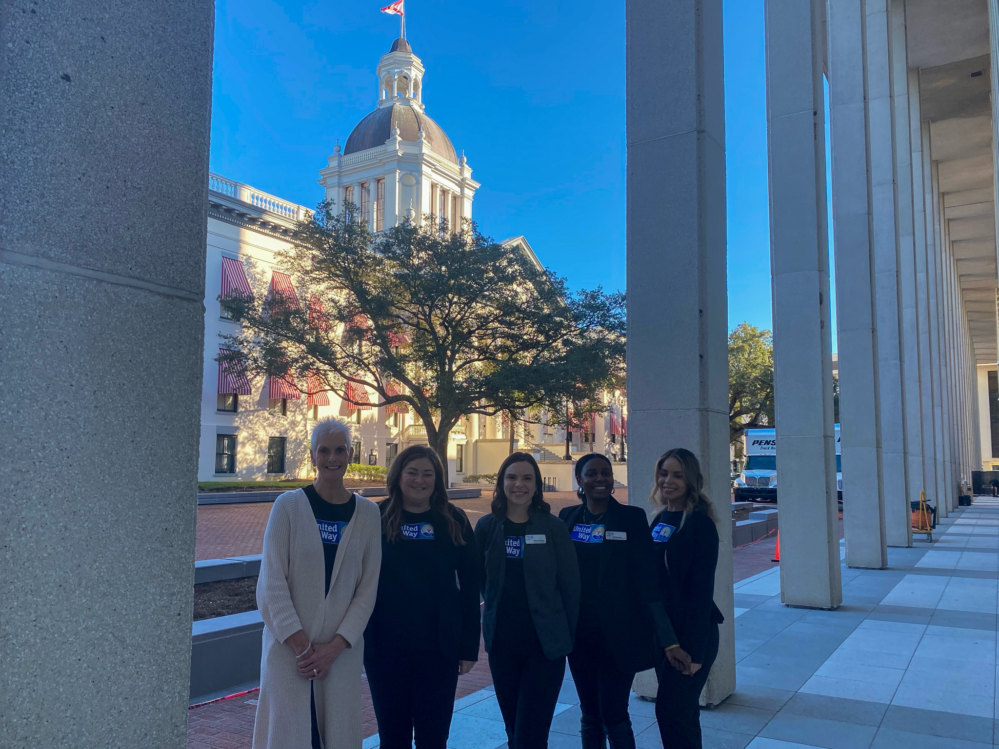 UW Emerald Coast volunteers at the Capitol